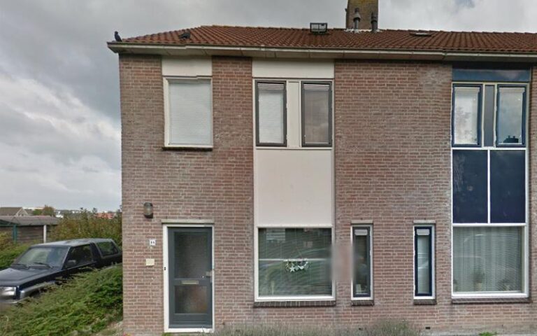 Hoekwoning – 1982, Zwaag