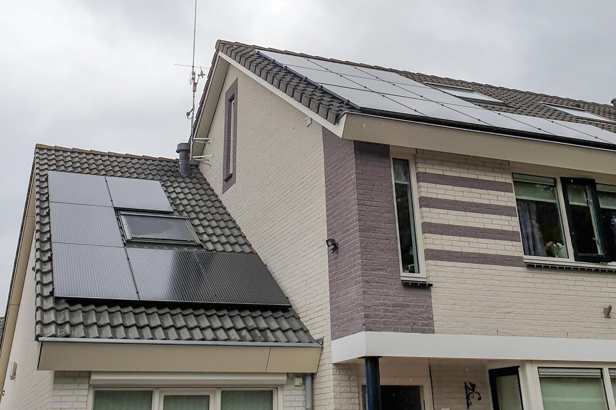 Twee-onder-een-kapwoning uit 1996 in Duiven met zonnepanelen