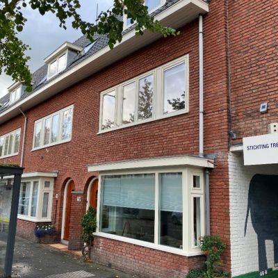 voorkant huis.jpg
